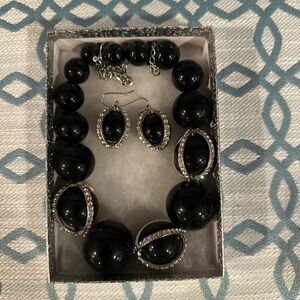 Elegant Black Jewelry Set